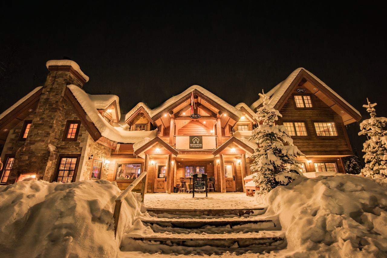Winston Lodge Голдън Екстериор снимка